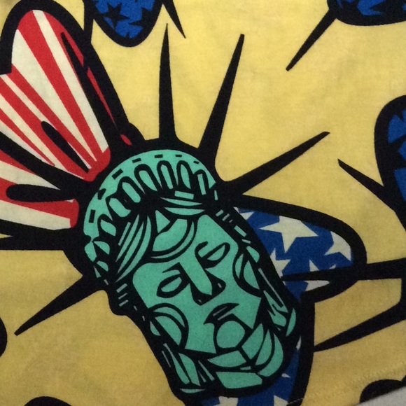 Patriotic LulaRoe Randy - Picture 2 of 3